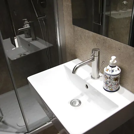 Principe Powered By Joyful 招待所 4*